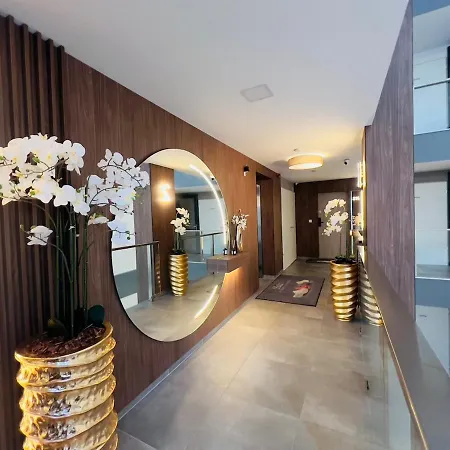 Apartamento Karzo Lu 206 Free Garage