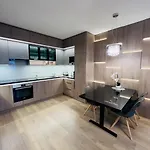 Karzo Lu 206 Free Garage דירה *