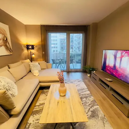 Διαμέρισμα Karzo Lu 206 Free Garage *