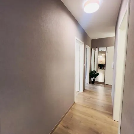 Διαμέρισμα Karzo Lu 206 Free Garage *