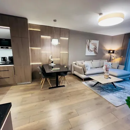 Διαμέρισμα Karzo Lu 206 Free Garage