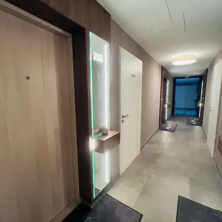 Διαμέρισμα Karzo Lu 206 Free Garage *