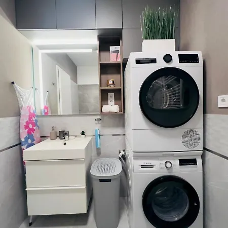 Karzo Lu 206 Free Garage Budapešť