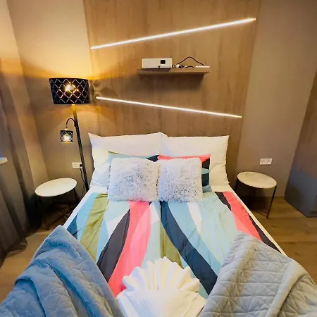 Karzo Lu 206 Free Garage * Budapešť