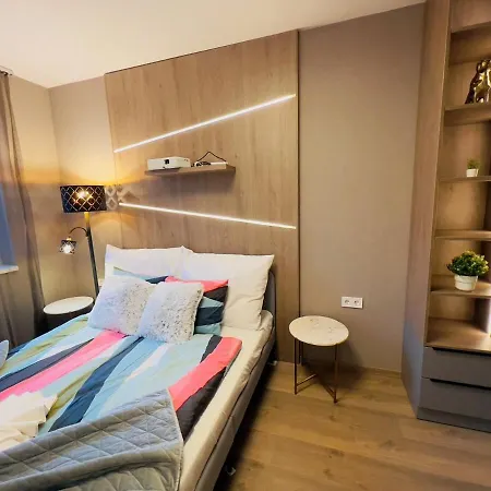 Karzo Lu 206 Free Garage Budapešť